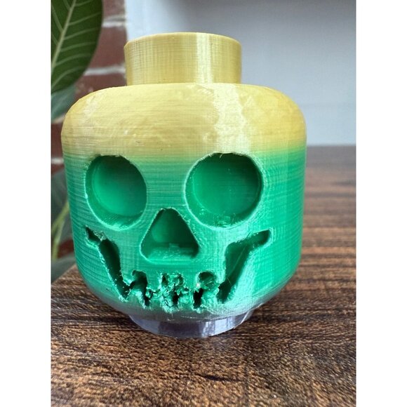 3-D printed skull Lego head - Picture 2 of 7